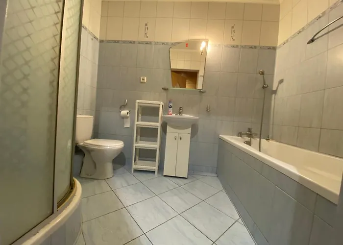 Centrum/ In Centre *