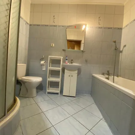 Centrum/ In Centre *